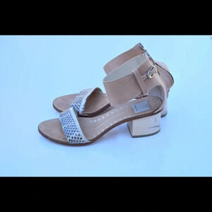Dolce vita sandals